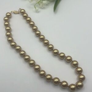 Vintage Faux Gold Pearl Necklace.